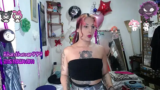 Snapshot of purplekattlyn chatting on 02-22-25, 09:37 purplekattlyn online show from 02-22-25, 09:37