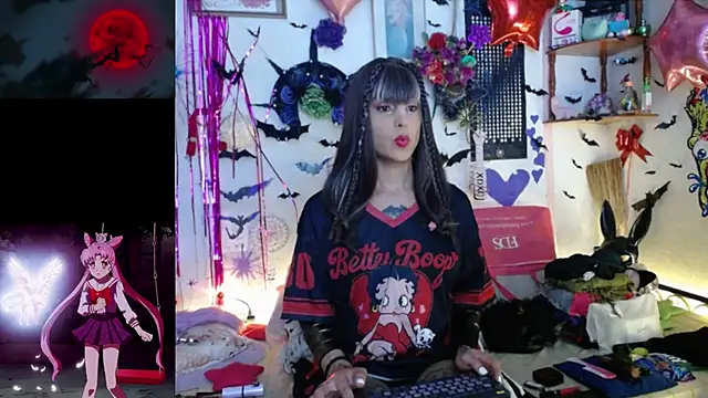 Snapshot of purplekattlyn chatting on 06-15-26, 04:15 purplekattlyn online show from 06-15-26, 04:15
