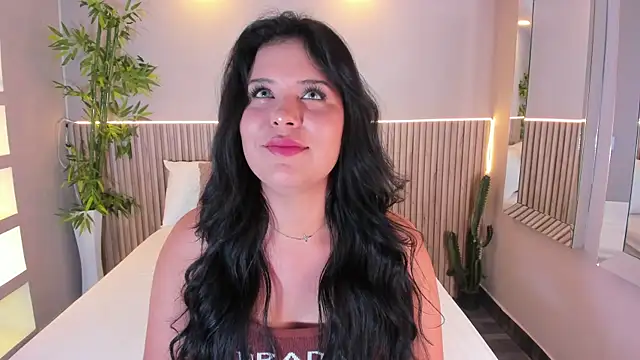 Snapshot of GeorginaReyes chatting on 03-25-26, 10:38 GeorginaReyes online show from 03-25-26, 10:38