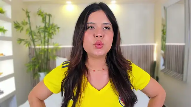 GeorginaReyes online show from 06-17-26, 10:43