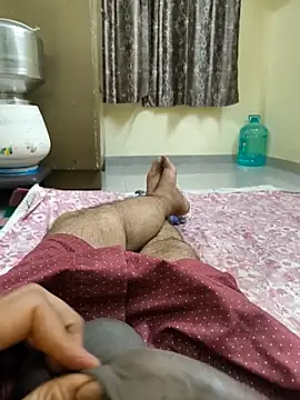 Ajzee online show from 04-26-26, 09:34