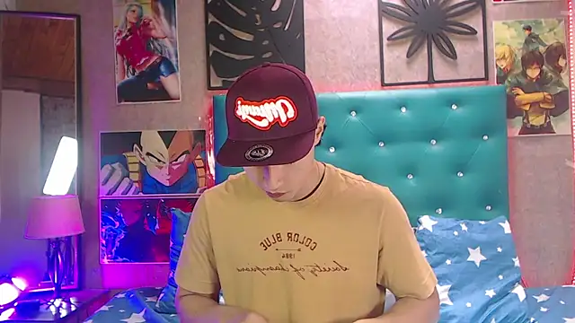 LiamAndrewzz online show from 09-30-25, 04:56