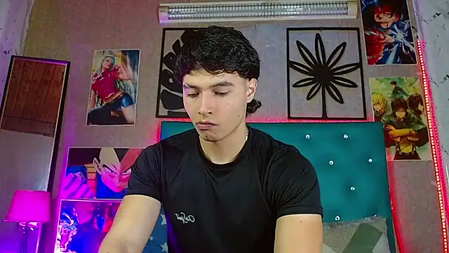 LiamAndrewzz online show from 05-01-26, 05:23