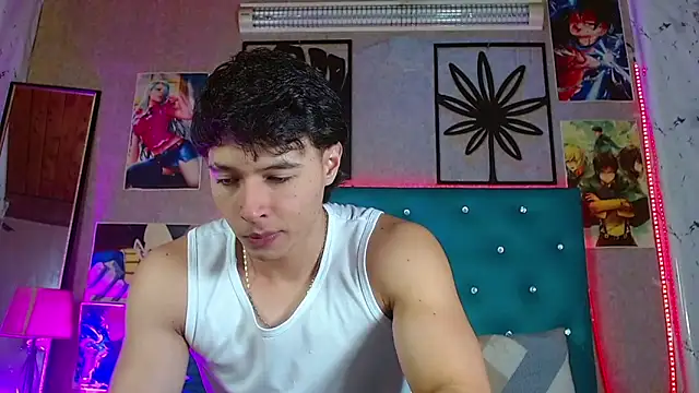 LiamAndrewzz online show from 06-15-26, 04:15