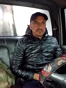 Snapshot of Iuver chatting on 02-16-26, 09:00 Iuver online show from 02-16-26, 09:00