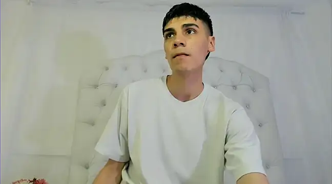 Snapshot of frank_jhonsson chatting on 03-11-25, 07:03 frank jhonsson online show from 03-11-25, 07:03