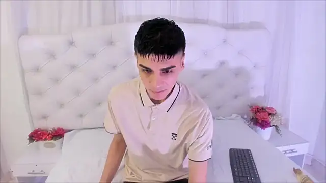 Snapshot of frank_jhonsson chatting on 09-29-25, 07:08 frank jhonsson online show from 09-29-25, 07:08