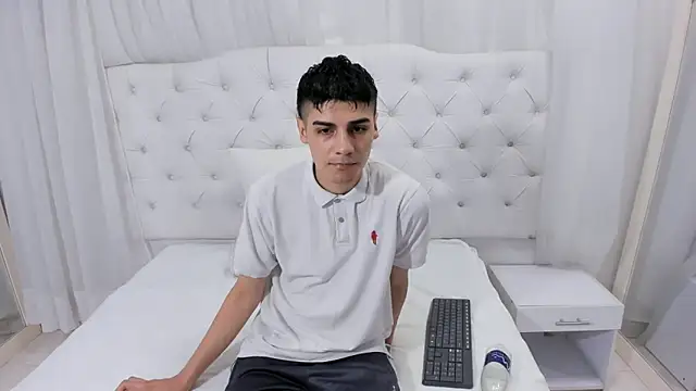 frank jhonsson online show from 12-18-25, 04:57