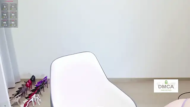 qq4422 online show from 01-15-26, 07:28