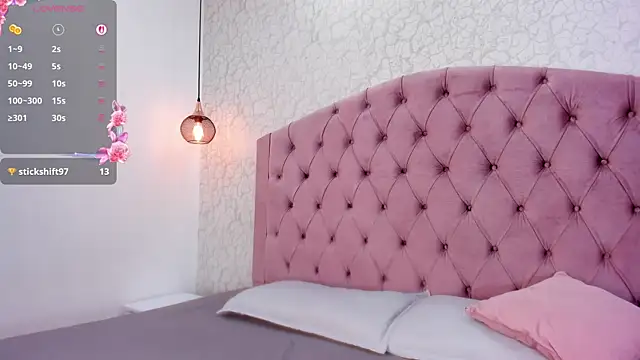 Charliee Jhonson  online show from 09-23-25, 03:53