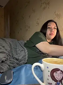 Naughtbaby 2025 online show from 06-15-26, 02:36