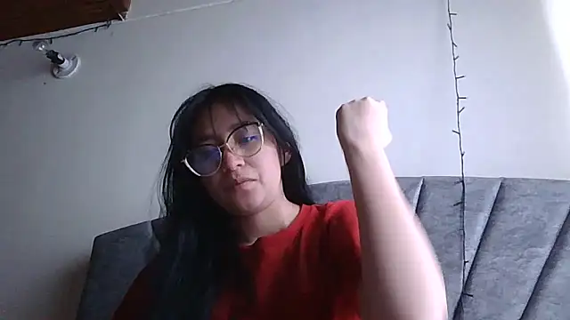 Arielle lov online show from 12-04-25, 04:05