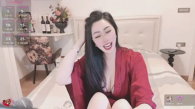 Snapshot of Tingdie chatting on 04-23-26, 01:24 Tingdie online show from 04-23-26, 01:24