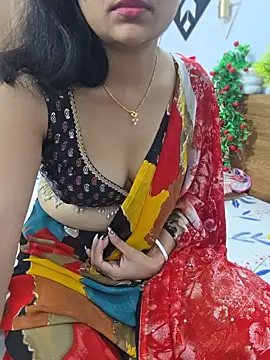 Snapshot of RealcoupleP chatting on 05-03-26, 04:57 RealcoupleP online show from 05-03-26, 04:57