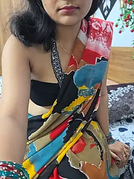 Snapshot of RealcoupleP chatting on 05-23-26, 05:17 RealcoupleP online show from 05-23-26, 05:17