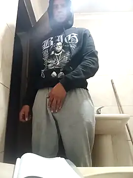 Snapshot of Quint3n chatting on 11-21-25, 11:36 Quint3n online show from 11-21-25, 11:36