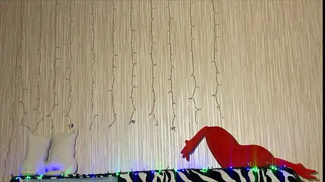 Asian Vi online show from 03-17-25, 12:35