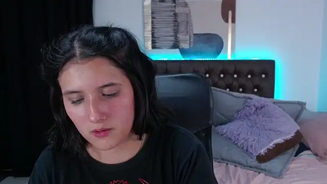 amy royale online show from 03-16-25, 07:48