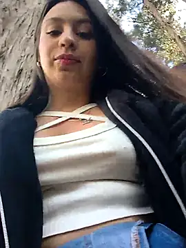 Snapshot of Nat_XxX chatting on 11-14-25, 08:07 Nat XxX online show from 11-14-25, 08:07