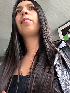 Snapshot of Nat_XxX chatting on 11-26-25, 07:26 Nat XxX online show from 11-26-25, 07:26