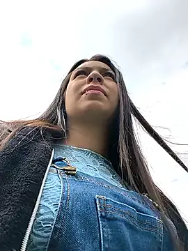 Snapshot of Nat_XxX chatting on 12-19-25, 06:26 Nat XxX online show from 12-19-25, 06:26