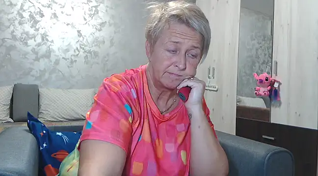 RosesandLillies online show from 02-20-25, 06:02