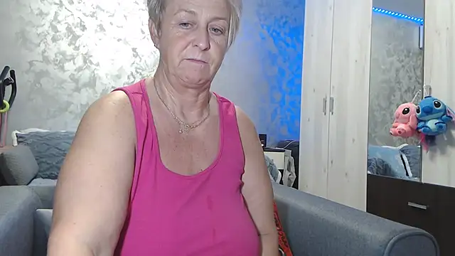 RosesandLillies online show from 11-23-25, 06:08