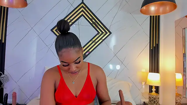 EmilyDiaaz online show from 11-18-25, 12:31