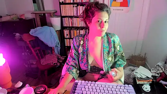 Rosiee69  online show from 09-16-25, 07:59