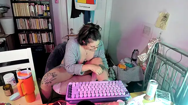 Rosiee69  online show from 11-09-25, 02:21