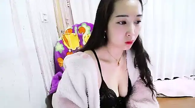 hebe-02 online show from 02-24-25, 12:20