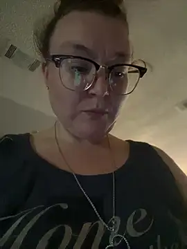 HTXBELLE online show from 04-30-26, 03:51