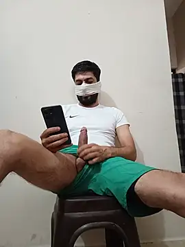 Snapshot of pk4867 chatting on 06-26-26, 11:25 pk4867 online show from 06-26-26, 11:25