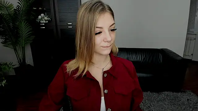 AmandaGracy 1 online show from 10-15-25, 03:06