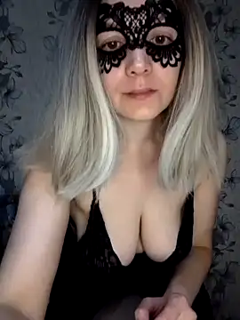 Snapshot of AliniX chatting on 09-20-25, 11:33 AliniX online show from 09-20-25, 11:33