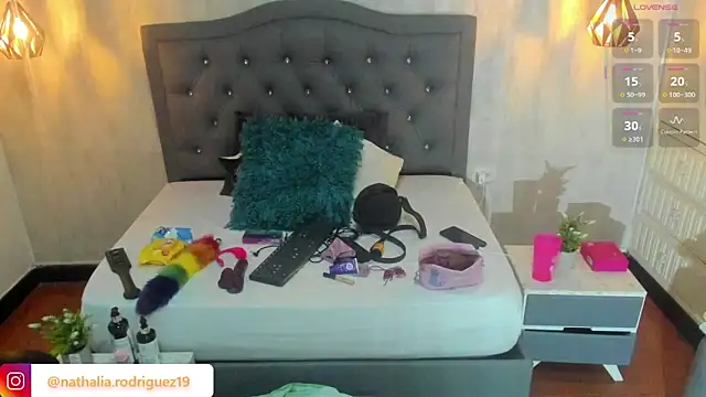 Nathalia rodriguezz online show from 10-18-25, 03:46