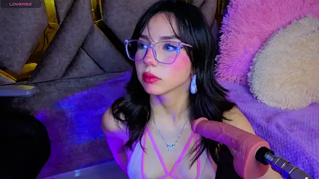 Snapshot of Valuh_Blake chatting on 03-21-26, 03:33 Valuh Blake online show from 03-21-26, 03:33