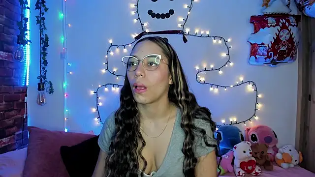 TANIA 06 online show from 12-21-25, 01:40