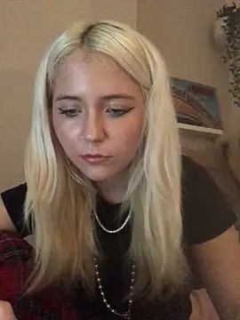 Blondie Sofia Essexbabe online show from 10-16-25, 08:43