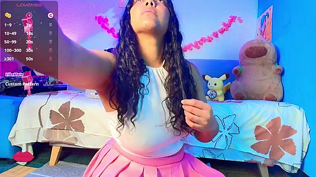 Vicky Miller 05 online show from 10-17-25, 08:11