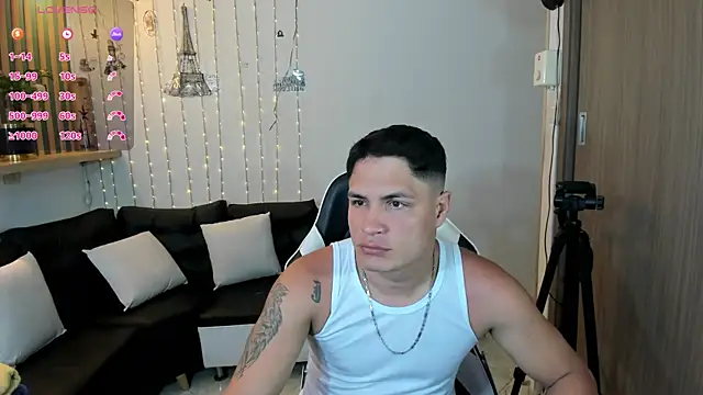 SaraClub JY online show from 04-01-26, 01:17