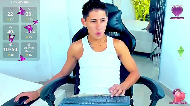 Snapshot of Angel_Medina chatting on 03-02-25, 12:01 Angel Medina online show from 03-02-25, 12:01