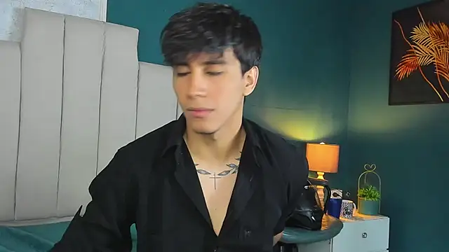 Allex Cano online show from 11-18-25, 11:03