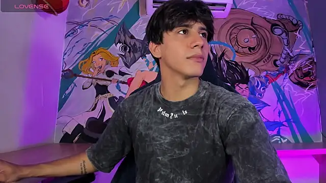 Snapshot of Allex_Cano chatting on 02-17-26, 08:26 Allex Cano online show from 02-17-26, 08:26