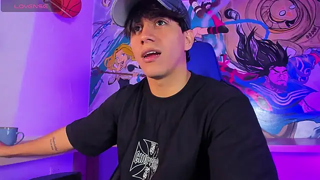 Snapshot of Allex_Cano chatting on 03-25-26, 08:26 Allex Cano online show from 03-25-26, 08:26