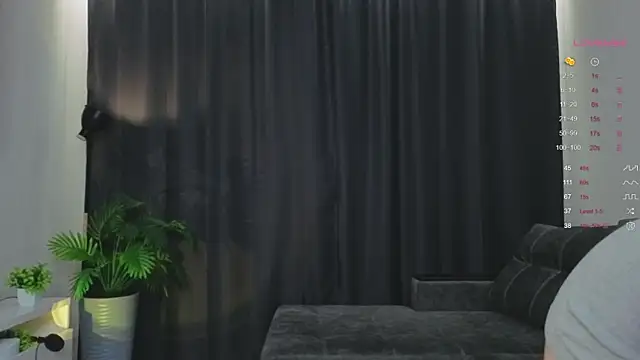 Nerdy Amy online show from 10-29-25, 04:20