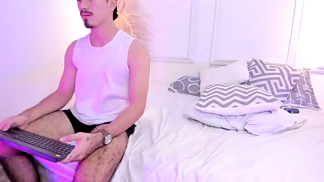 Snapshot of luna_stanford chatting on 03-12-25, 05:13 luna stanford online show from 03-12-25, 05:13