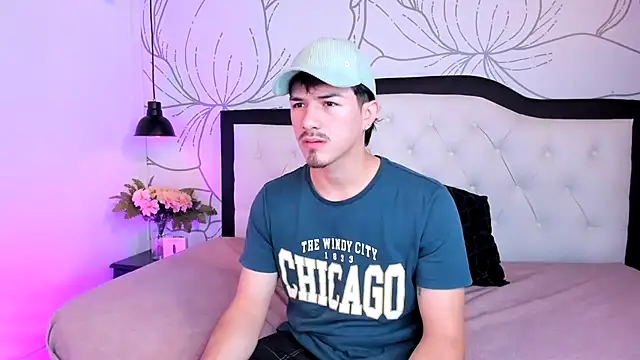 Snapshot of luna_stanford chatting on 10-12-25, 02:54 luna stanford online show from 10-12-25, 02:54