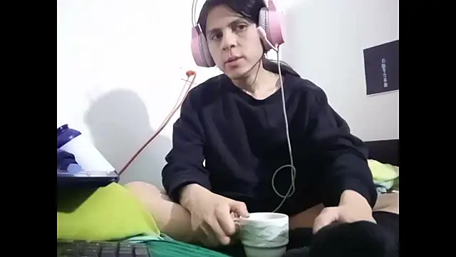 Baby VI fem online show from 03-02-25, 06:27