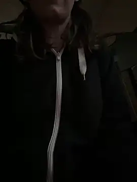 Hildas online show from 02-11-26, 02:00